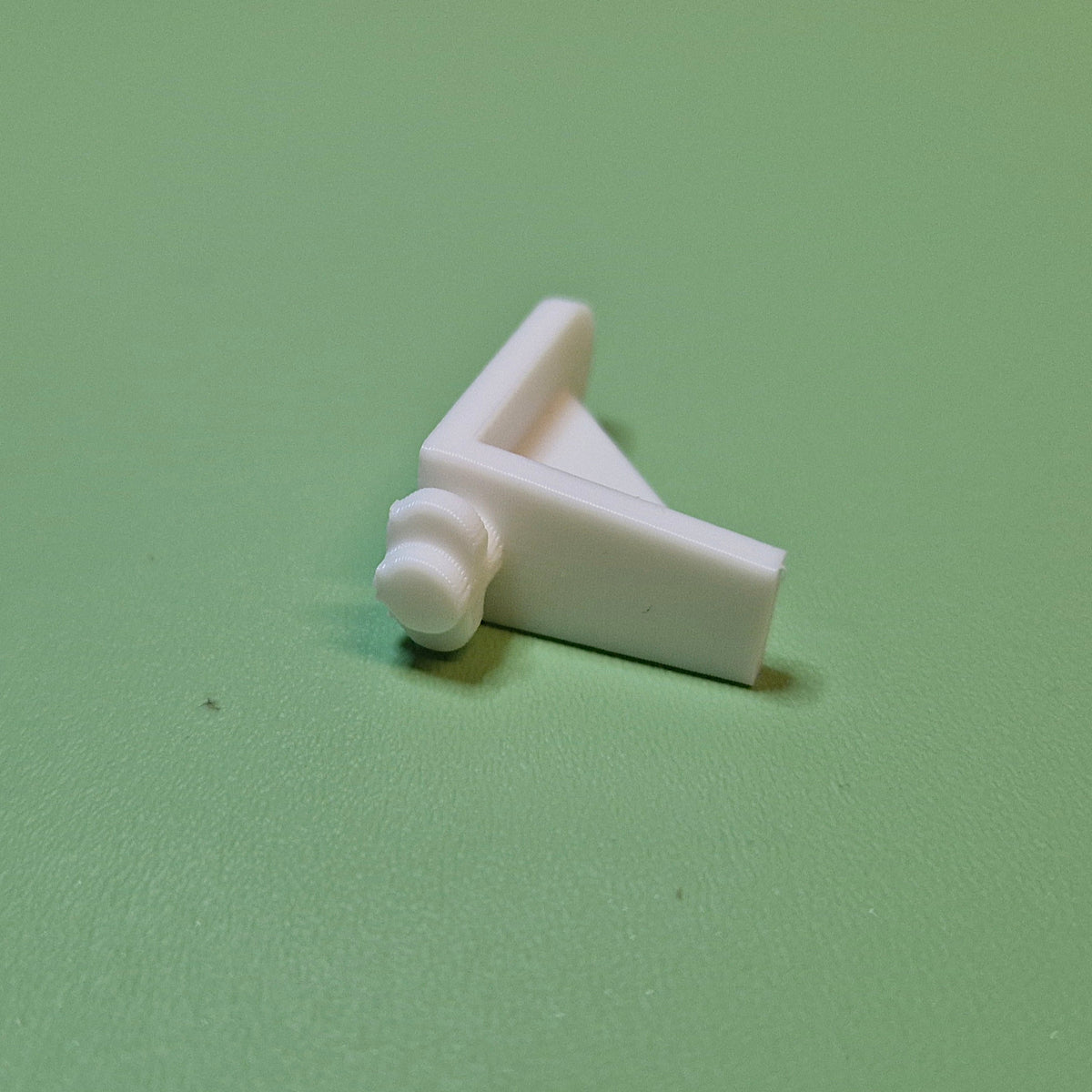 Twist In Shelf Support Pegs Better Bedroom Wardrobe Cupboard Replacement x16