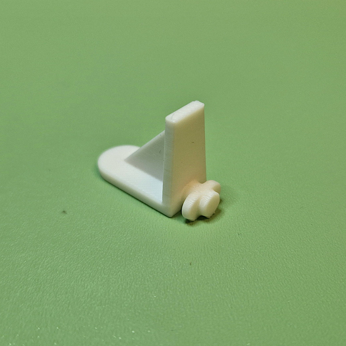 Twist In Shelf Support Pegs Better Bedroom Wardrobe Cupboard Replacement x16